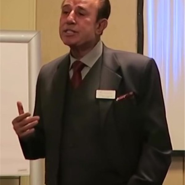 Dr Zein Obagi